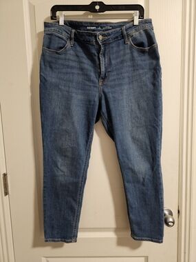 Old Navy 14 Petite Women's Medium Blue Ankle Crop Stretch Jeans
